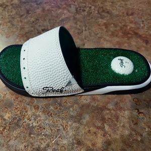 Reef golf slides